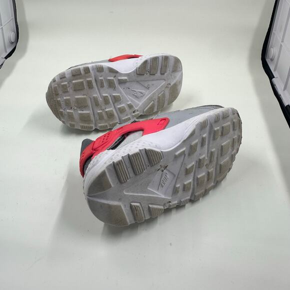 Nike Huarache Toddler Girls Sneakers – Size 6C – Gray & Pink - Picture 7 of 9